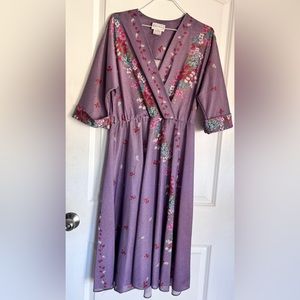 Vintage Carly Circle A line Lilac flower dress size 14 1/2